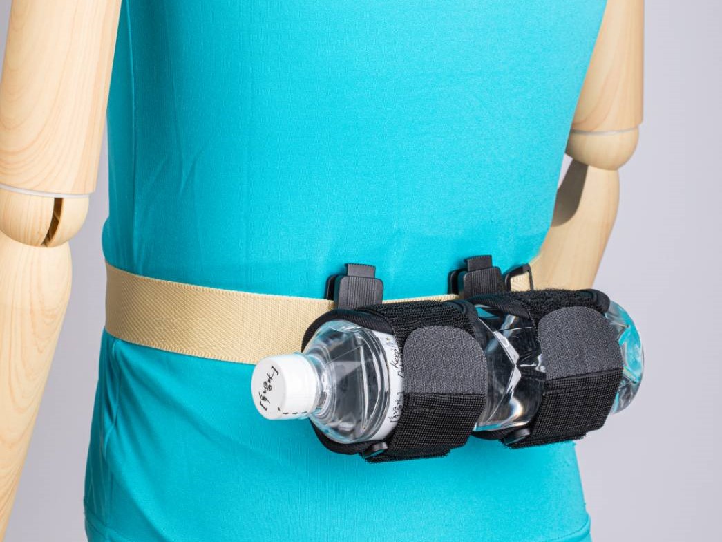 Belt w 2 clips , 2 multifunctional anti slide sleeves